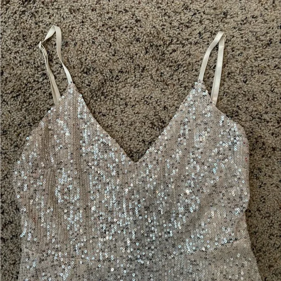 Sugarfox Glittering Tan Prom Dress with adjustable straps - Picture 2 of 5